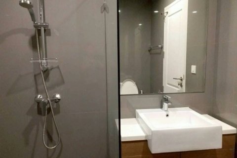 Студия в кондо в Банг Раке, Бангкок, Таиланд № 158391 - фото 9