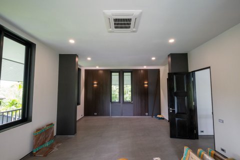 Villa in Chiang Mai, Thailand 5 bedrooms № 155353 - photo 15