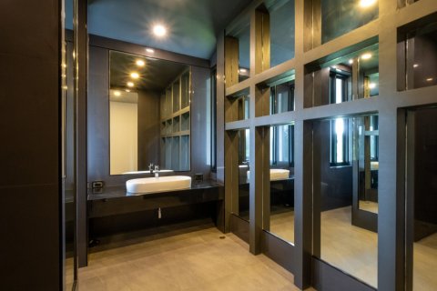 Villa in Chiang Mai, Thailand 5 bedrooms № 155353 - photo 18