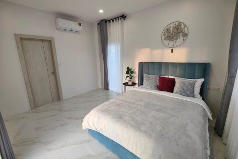 Villa in Chiang Mai, Thailand 6 bedrooms № 155358 - photo 20