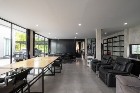 House in Chiang Mai, Thailand 7 bedrooms № 155354 - photo 12