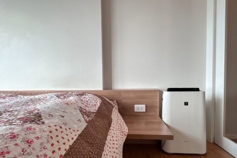 Студия в кондо в Ваттхане, Бангкок, Таиланд № 147928 - фото 10