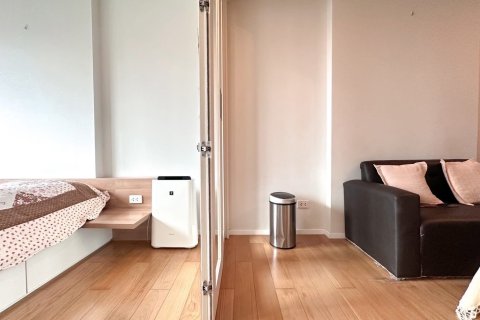 Студия в кондо в Ваттхане, Бангкок, Таиланд № 147928 - фото 11