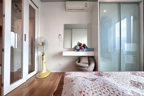 Студия в кондо в Ваттхане, Бангкок, Таиланд № 147928 - фото 9