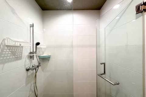 Студия в кондо в Ваттхане, Бангкок, Таиланд № 147928 - фото 18