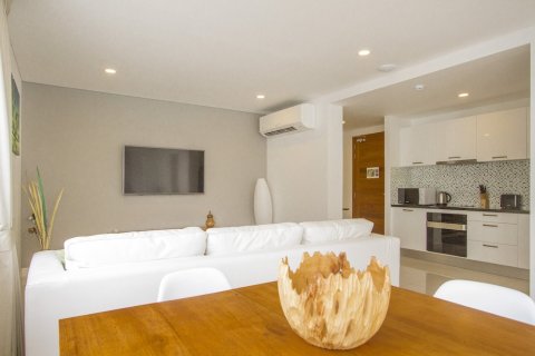 Condo in Ko Samui, Thailand, 1 bedroom № 180095 - photo 11