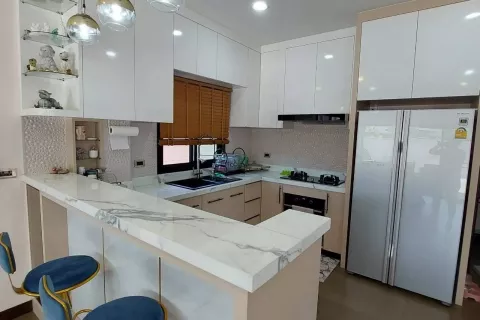 House in Pattaya, Thailand 3 bedrooms № 138002 - photo 8