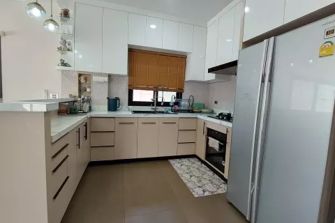 House in Pattaya, Thailand 3 bedrooms № 138002 - photo 4