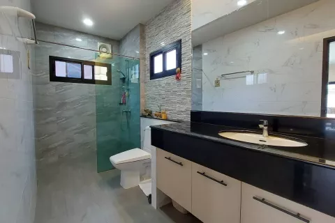 House in Pattaya, Thailand 3 bedrooms № 138002 - photo 13