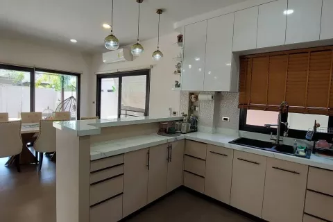 House in Pattaya, Thailand 3 bedrooms № 138002 - photo 7