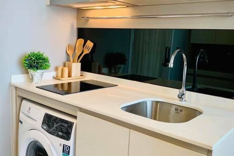 Студия в кондо в Сатхоне, Бангкок, Таиланд № 138006 - фото 7