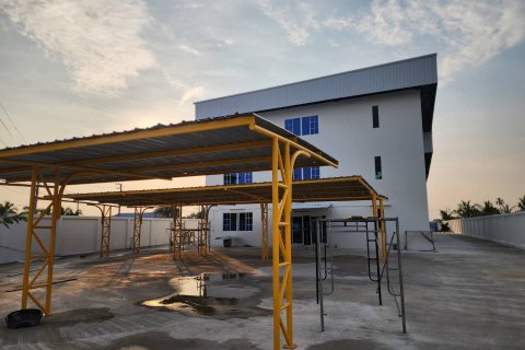 Склад в Паттайе, Таиланд  № 154328 - фото 1