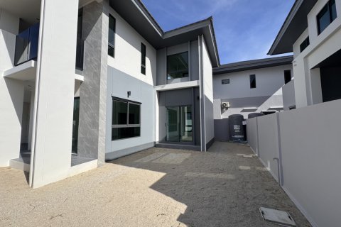 Вилла в Паттайе, Таиланд с 4 спальнями  № 150958 - фото 4