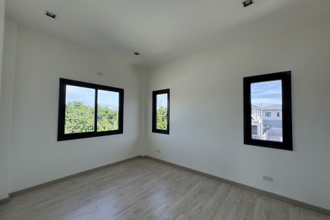 Villa in Pattaya, Thailand 4 bedrooms № 150958 - photo 13