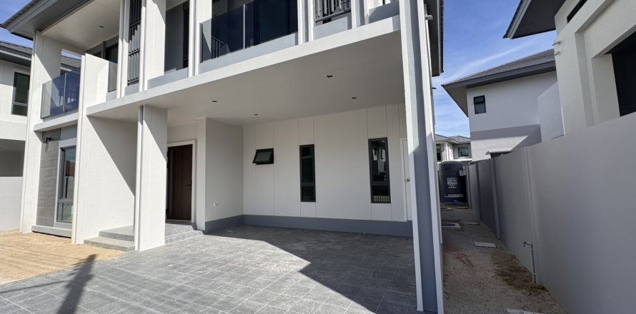 Villa à Pattaya, Thaïlande 4 chambres № 150959