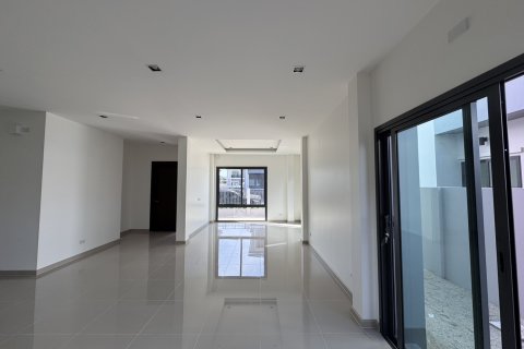 Villa à Pattaya, Thaïlande 4 chambres № 150959 - photo 8