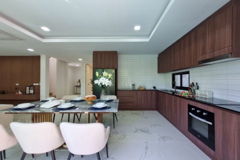 Вилла в Паттайе, Таиланд с 5 спальнями № 150961 - фото 14