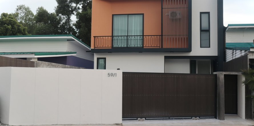 Villa in Pattaya, Thailand 5 bedrooms № 150961