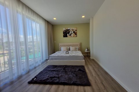 Villa in Pattaya, Thailand 5 bedrooms № 150961 - photo 12