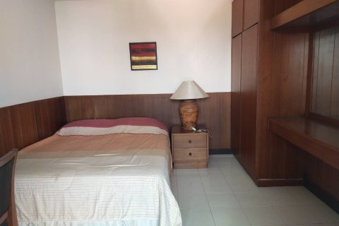 Condo in Pattaya, Thailand, 3 bedrooms  № 151682 - photo 20