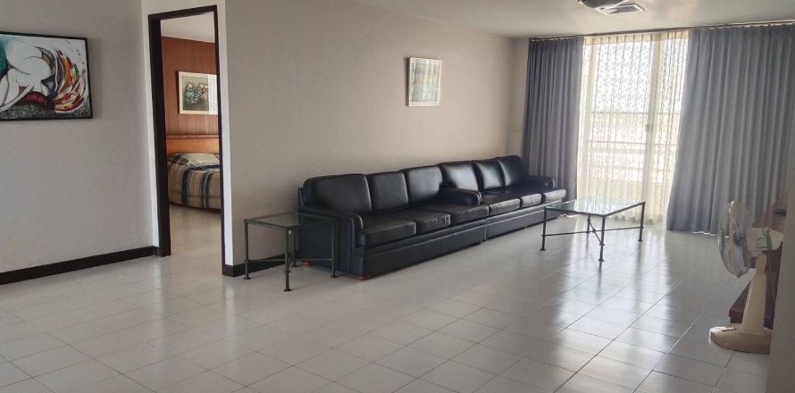Condo in Pattaya, Thailand, 3 bedrooms  № 151682