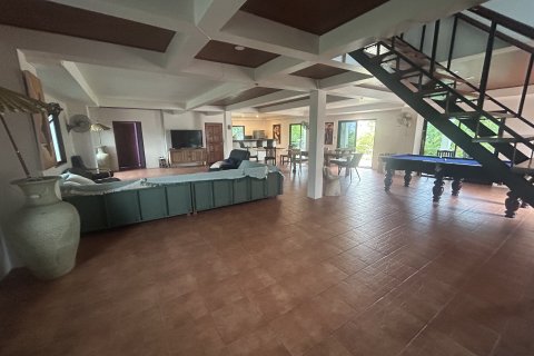 Villa in Ko Samui, Thailand 4 bedrooms № 151686 - photo 7