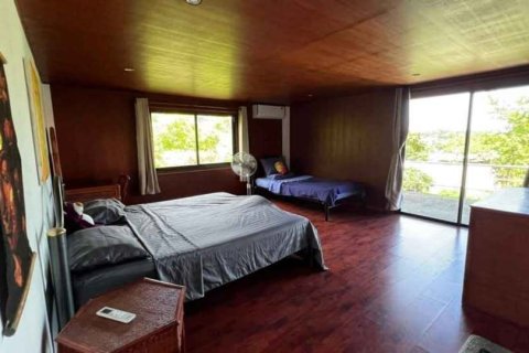 Villa in Ko Samui, Thailand 4 bedrooms № 151686 - photo 22