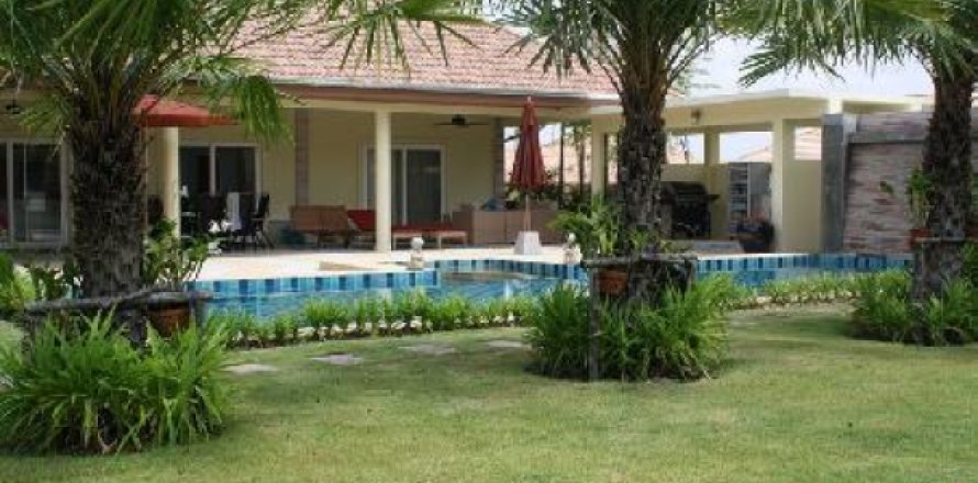 Villa à Hua Hin, Thaïlande 5 chambres № 202472