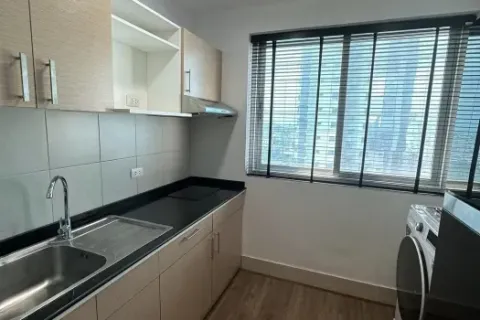 Eigentumswohnung in Huai Khwang, Bangkok, Thailand, 2 Schlafzimmer № 219685 - Foto 4