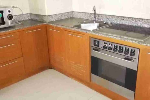 Condo in Bangkok, Thailand, 2 bedrooms № 183336 - photo 8