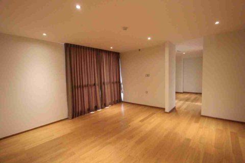 Condo in Bangkok, Thailand, 2 bedrooms № 183334 - photo 9