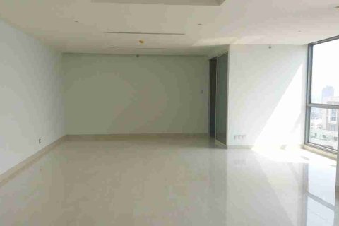 Condo in Bangkok, Thailand, 2 bedrooms № 183334 - photo 15