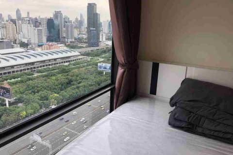 Condo in Bangkok, Thailand, 2 bedrooms № 183335 - photo 4