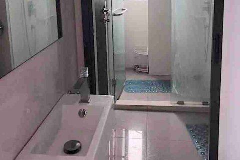 Condo in Bangkok, Thailand, 2 bedrooms № 183335 - photo 5