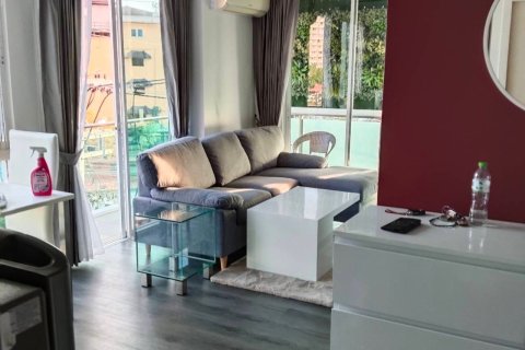 Studio in Pattaya, Thailand № 205831