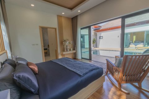 Villa in Chalong, Thailand 4 Schlafzimmer № 170168 - Foto 30