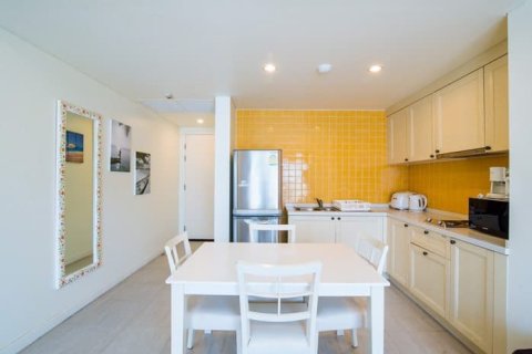 Condo in Hua Hin, Thailand, 1 bedroom  № 168482 - photo 12