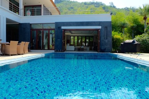 Villa in Hua Hin, Thailand 3 bedrooms № 168480 - photo 3