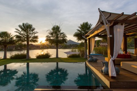 Villa in Hua Hin, Thailand 3 bedrooms № 168479 - photo 10
