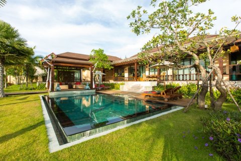 Villa in Hua Hin, Thailand 3 bedrooms № 168479