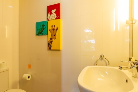 Condo in Hua Hin, Thailand, 2 bedrooms  № 168483 - photo 25