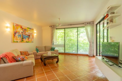 Condo in Hua Hin, Thailand, 2 bedrooms  № 168483 - photo 7