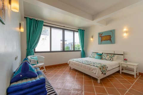 Condo in Hua Hin, Thailand, 2 bedrooms  № 168483 - photo 21