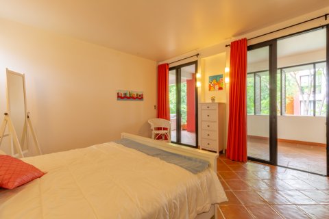 Condo in Hua Hin, Thailand, 2 bedrooms  № 168483 - photo 20