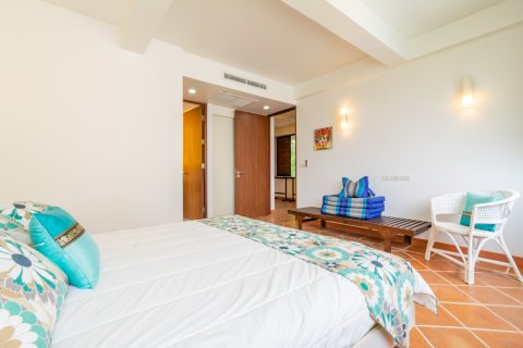 Condo in Hua Hin, Thailand, 2 bedrooms  № 168483 - photo 17