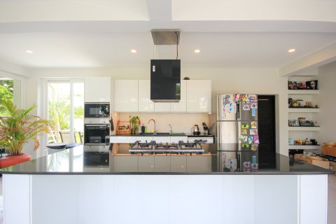 Villa in Hua Hin, Thailand 5 bedrooms № 168478 - photo 26