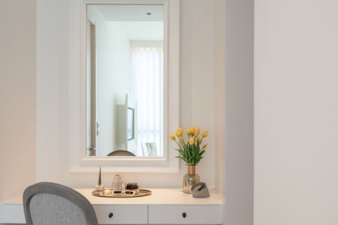 Condo in Bangkok, Thailand, 3 bedrooms  № 180919 - photo 11