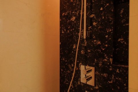 Condo in Khlong Toei, Bangkok, Thailand, 2 bedrooms  № 164326 - photo 16