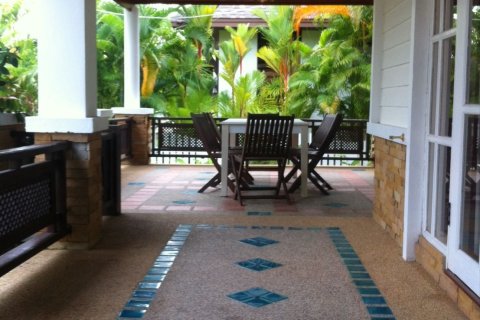 Villa in Kathu, Thailand 3 bedrooms № 164321 - photo 16