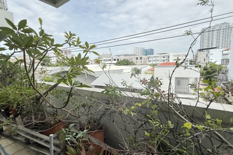 Condo à Yan Nawa, Bangkok, Thaïlande, 2 chambres  № 164325 - photo 21